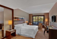 Sheraton-Arabella-Golf-Hotel-Deluxe-Zimmer